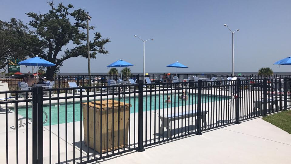 Gulf Beach RV Resort Pool